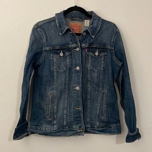Levi’s denim jacket